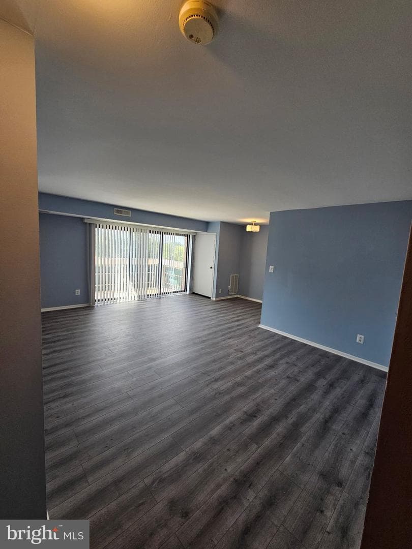6147 Leesburg Pike, Falls Church, VA 22041-2108, United States