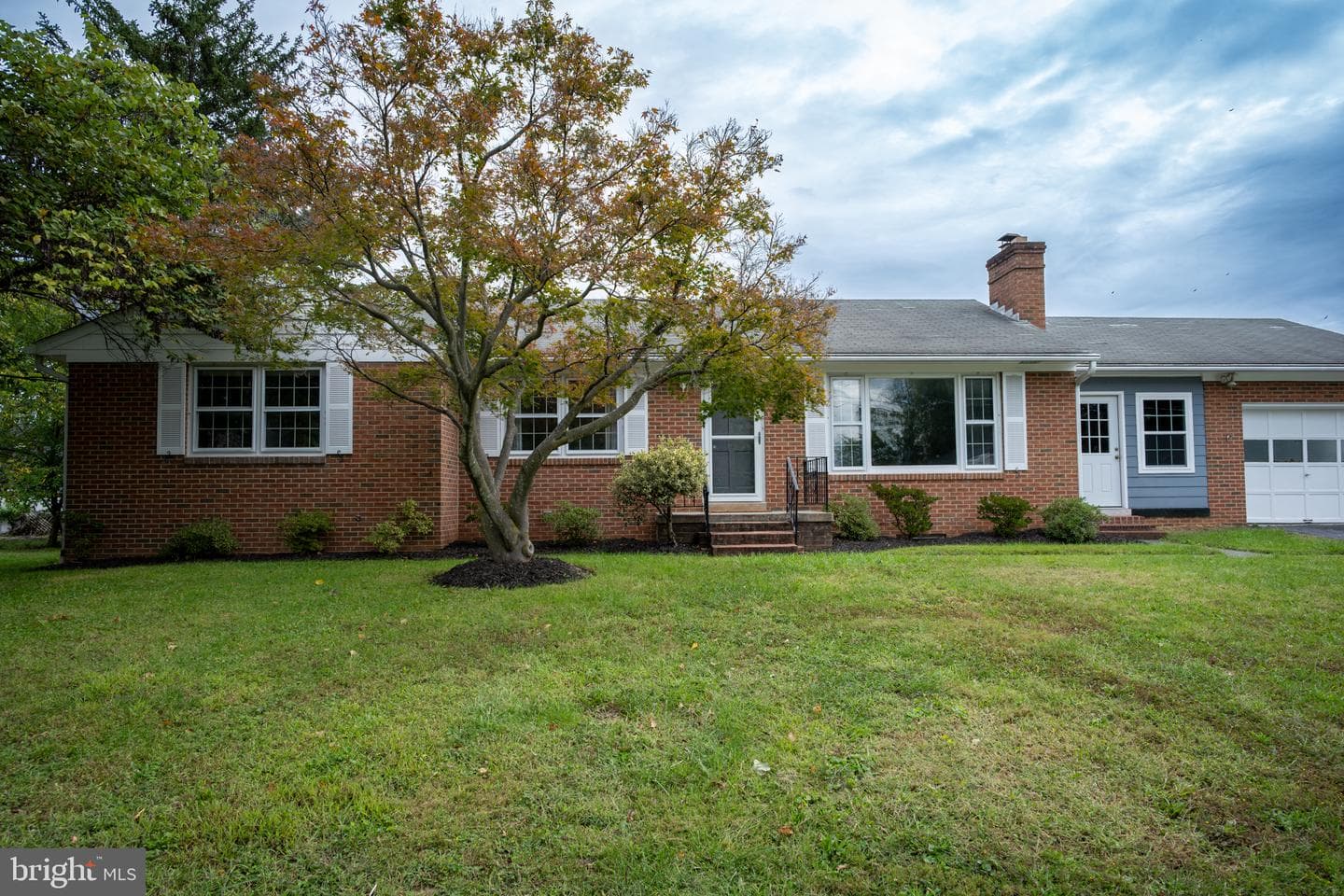 131 Country Club Cir, Winchester, VA 22602-6001, United States