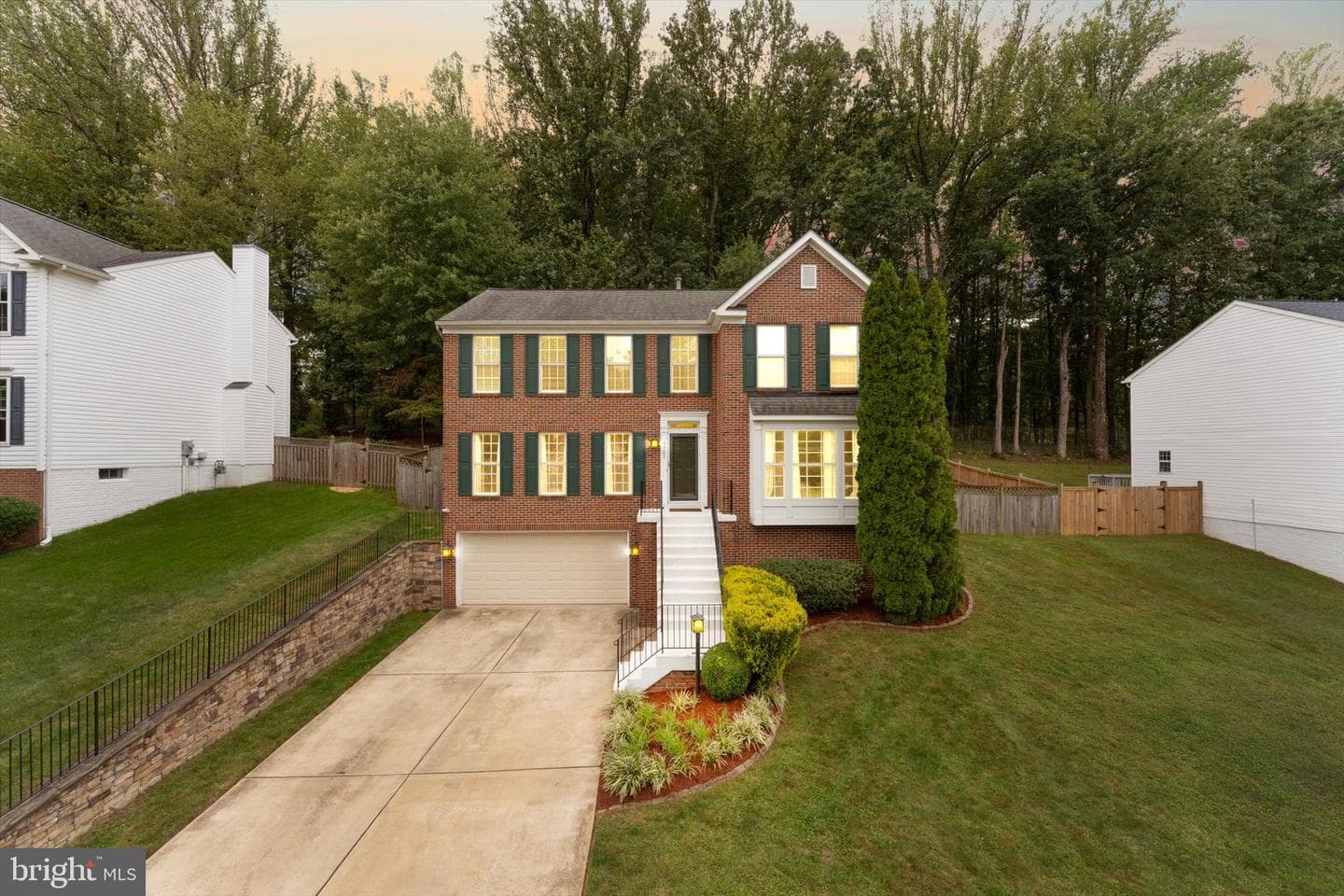 4921 Frishman Ct, Woodbridge, VA 22193-3238, United States