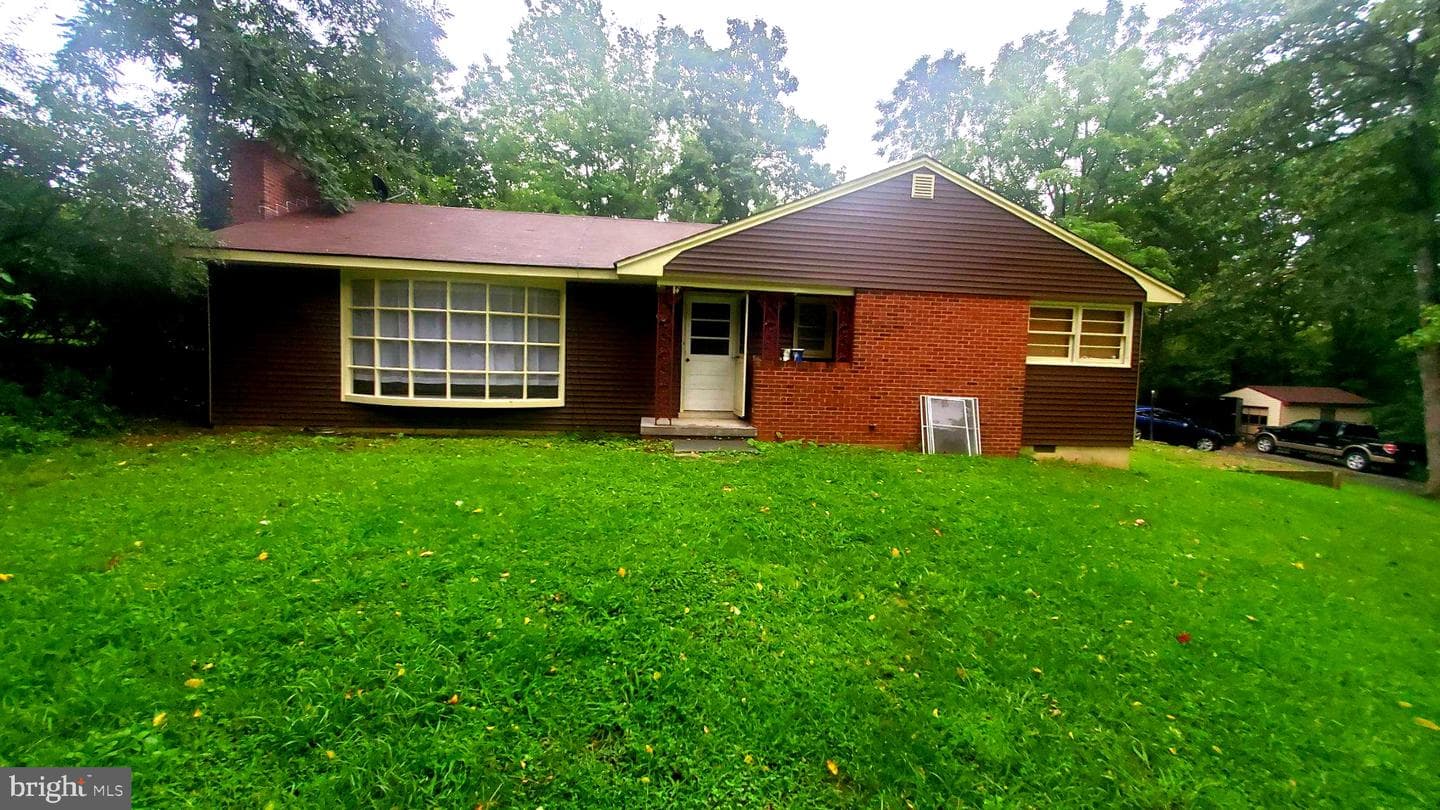 121 Duwamish Trl, Winchester, VA 22602-1315, United States