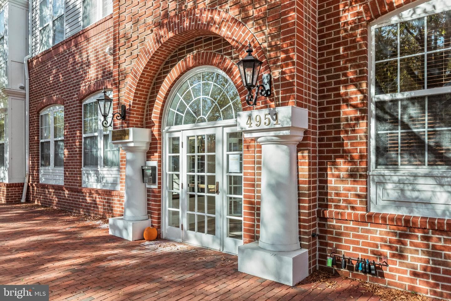 4951 Brenman Park Dr, Alexandria, VA 22304-7796, United States - Photo 1