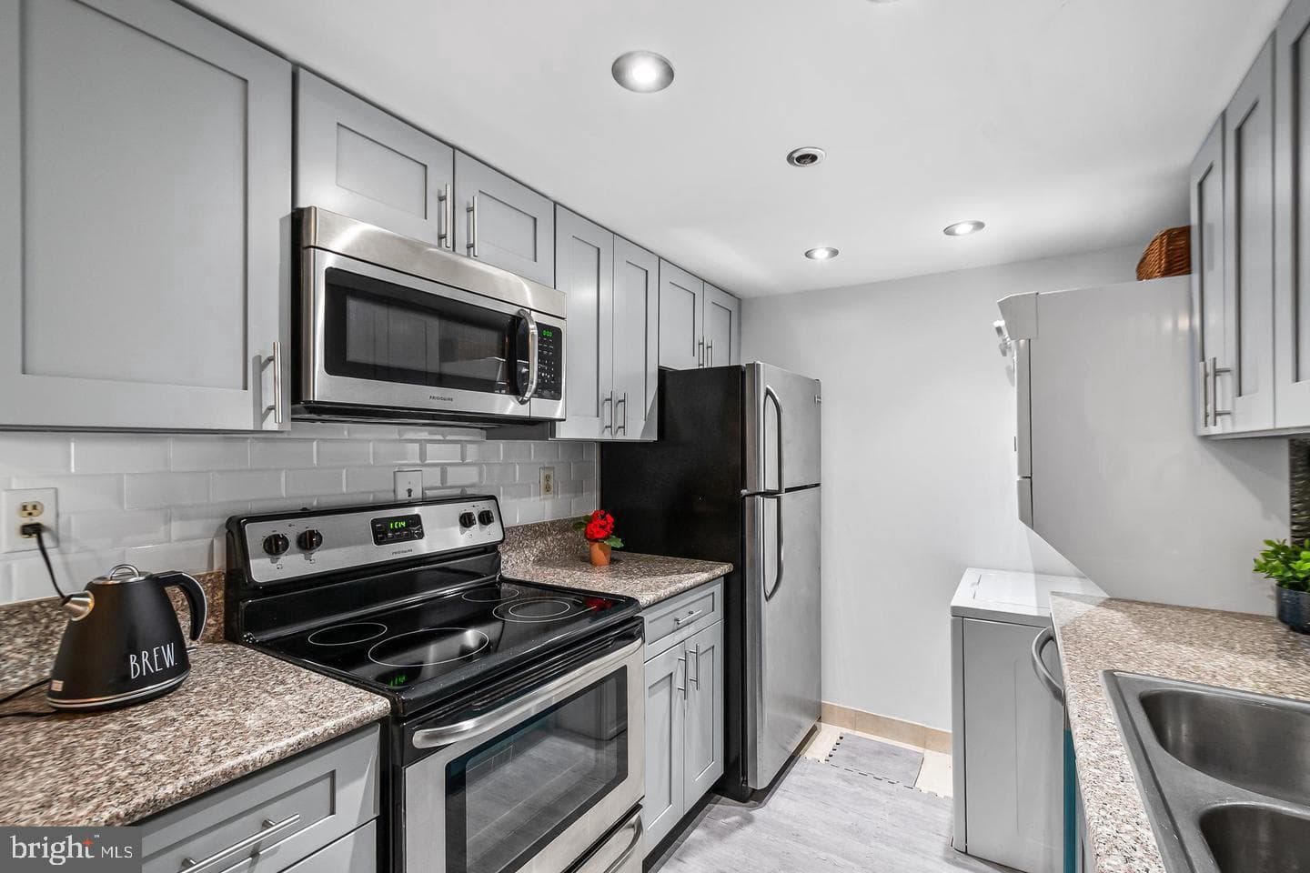 5911 EDSALL RD #608,ALEXANDRIA,VA,22304,ALEXANDRIA CITY