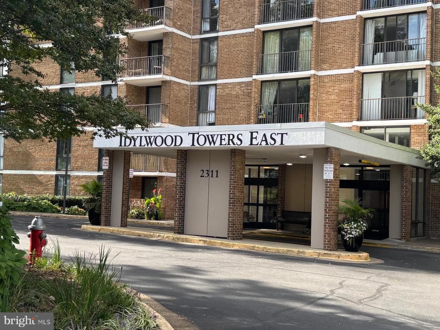 2311 Pimmit Dr, Falls Church, VA 22043-2800, United States