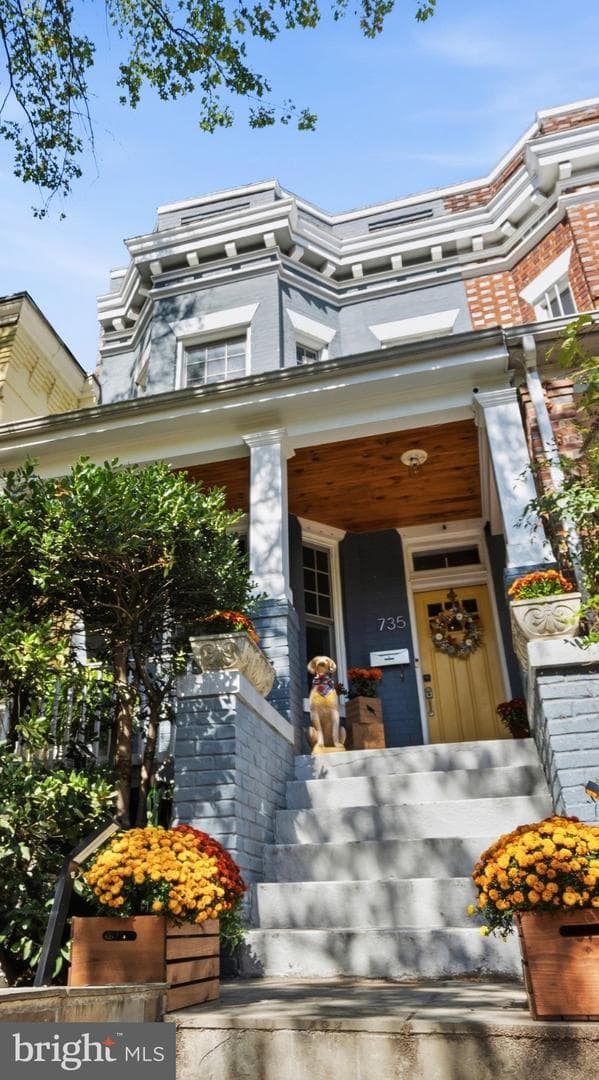 735 Fairmont St NW, Washington, DC 20001-3813, United States - Photo 1