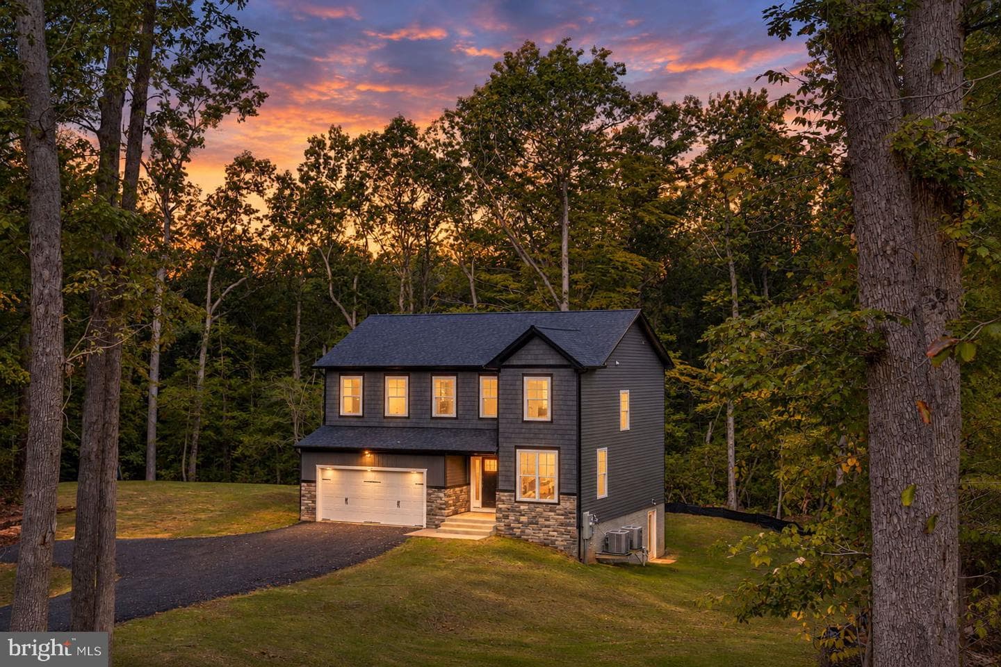 20 Tara Ln, Stafford, VA 22554-5256, United States - Photo 1