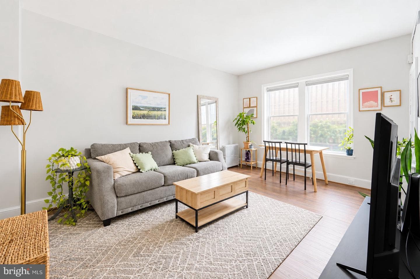 1820 CLYDESDALE PLACE 112