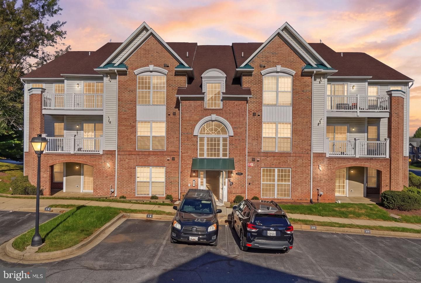 2103 Wayside Dr, Frederick, MD 21702-2645, United States