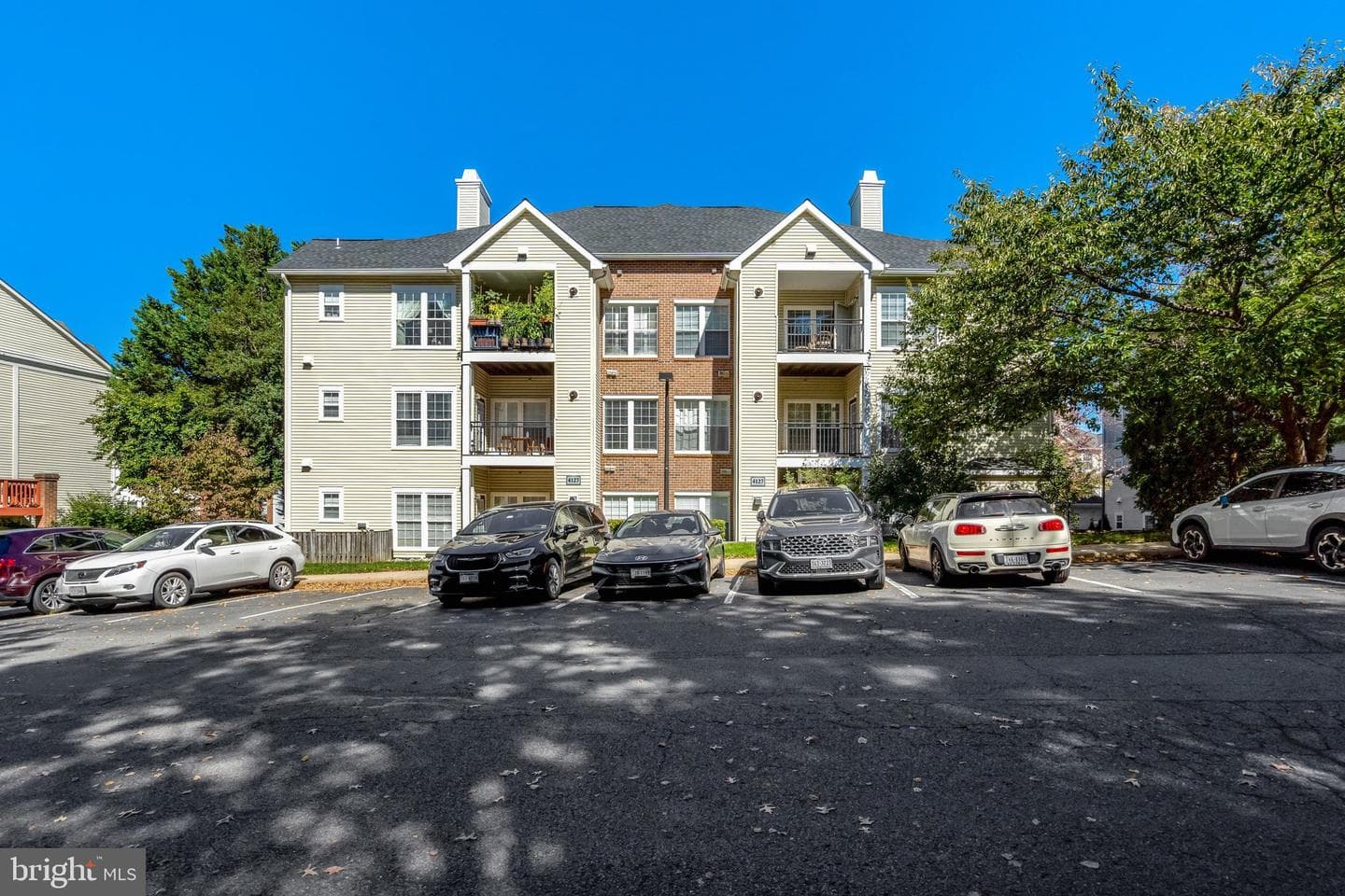 4127 Fountainside Ln, Fairfax, VA 22030-7416, United States