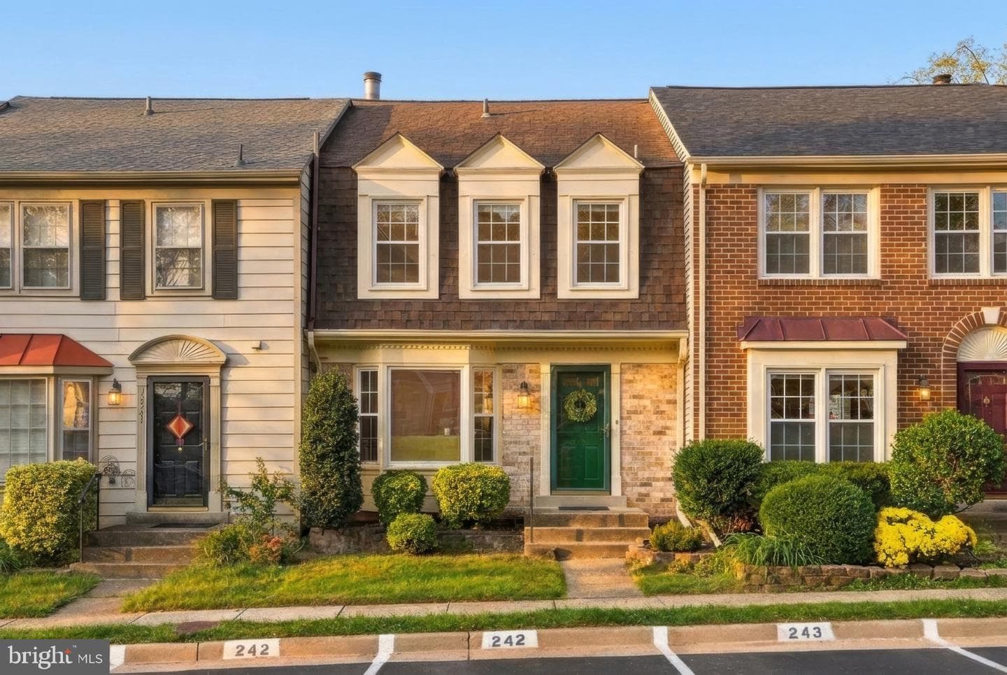 5529 Ridgeton Hill Ct, Fairfax, VA 22032-4028, United States