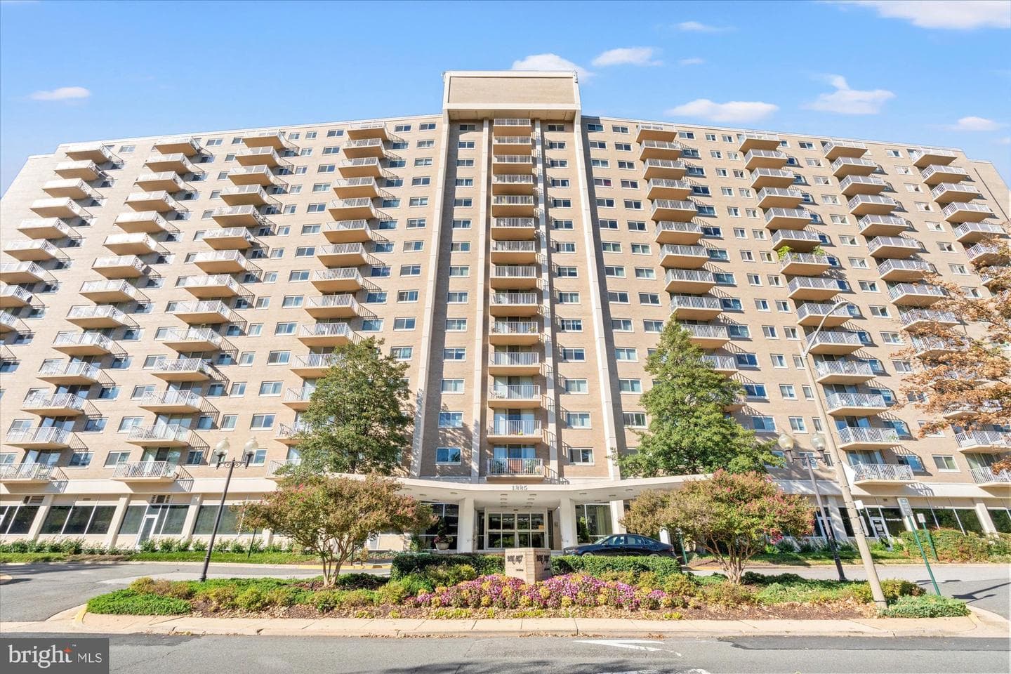 1225 Martha Custis Dr, Alexandria, VA 22302-2000, United States