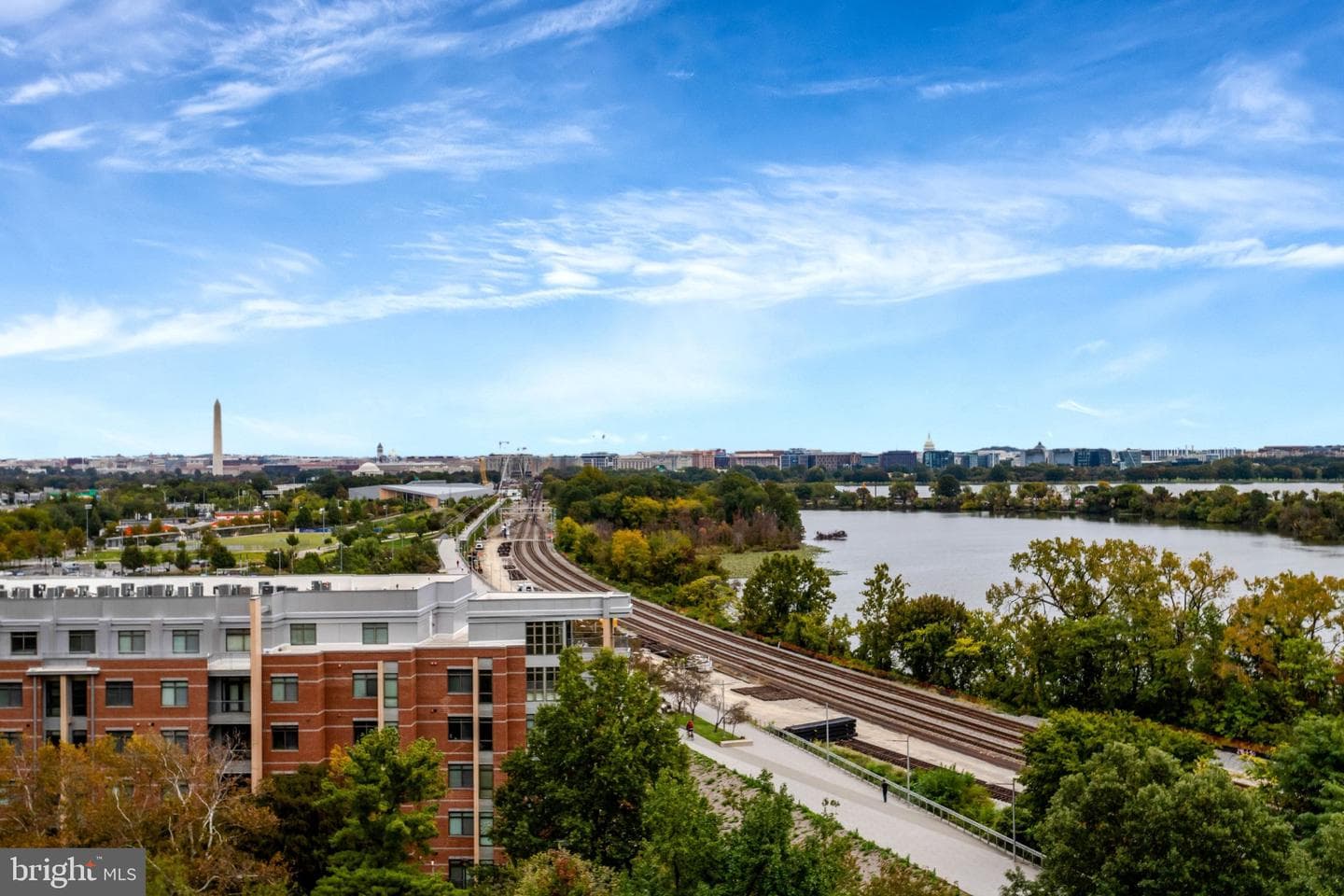 1200 Crystal Dr, Arlington, VA 22202-4305, United States