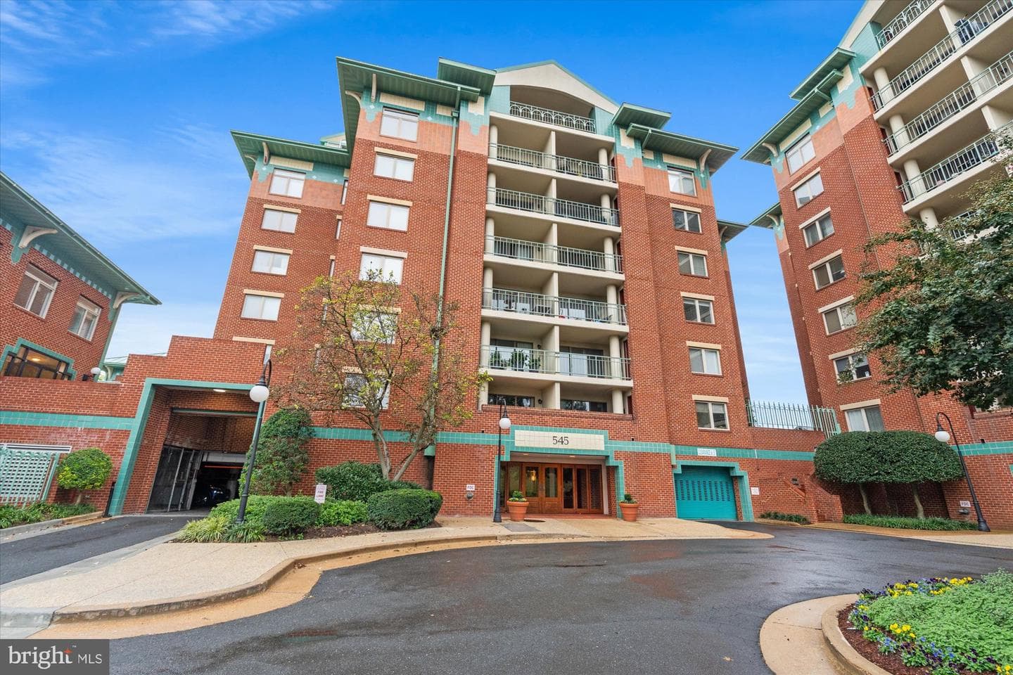 545 E Braddock Rd, Alexandria, VA 22314-2169, United States