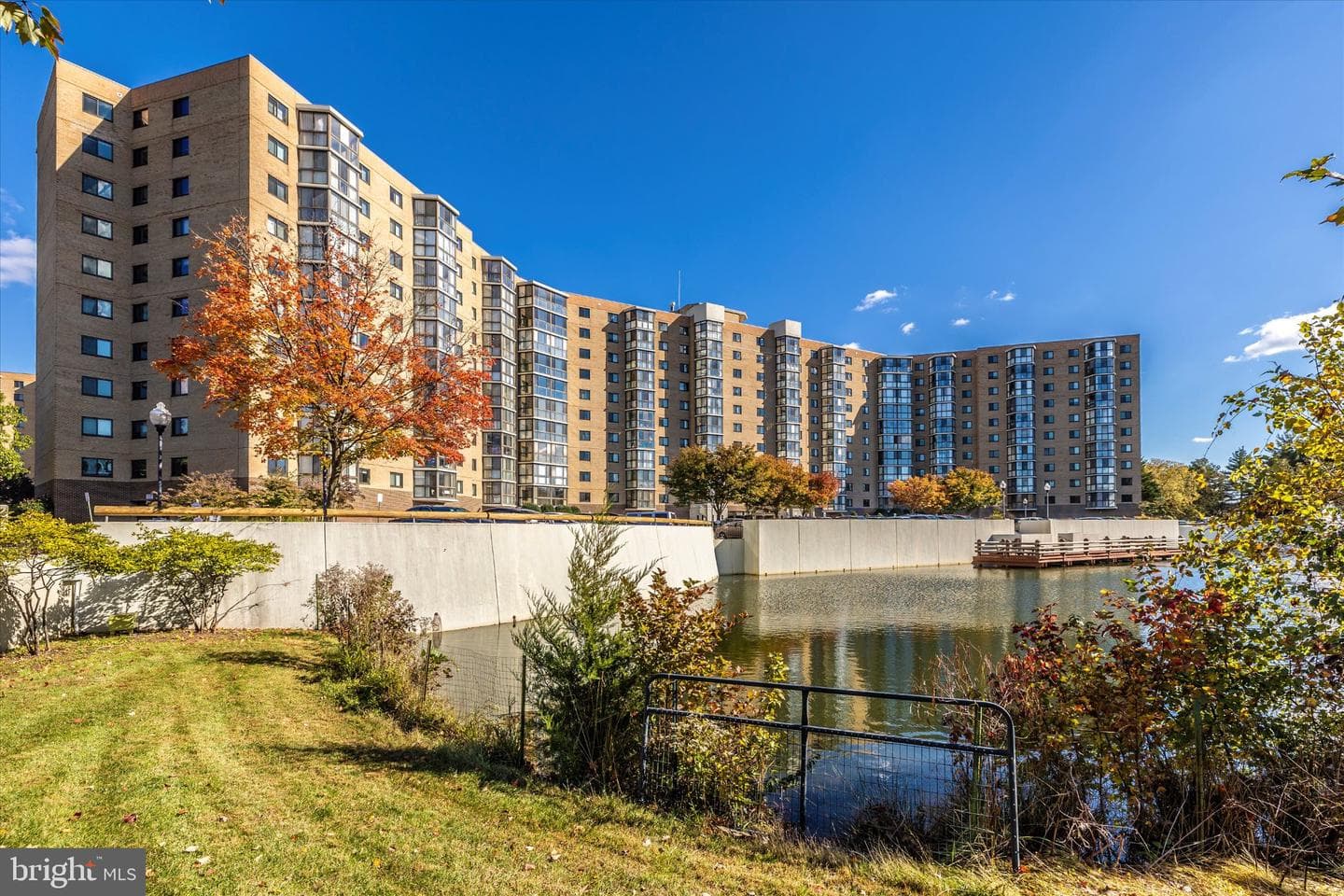 3330 N Leisure World Blvd, Silver Spring, MD 20906-5622, United States