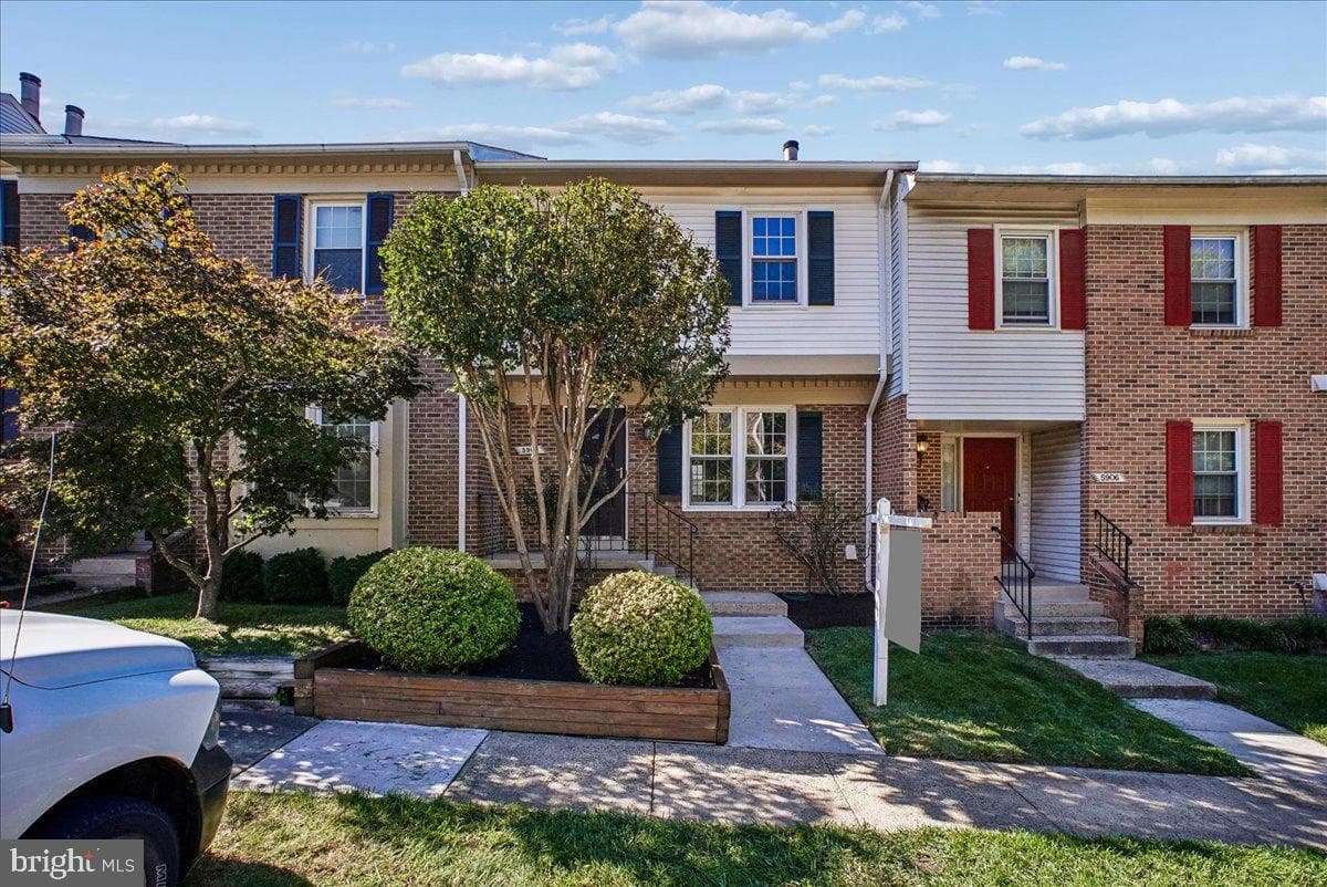 5908 Ambassador Way, Alexandria, VA 22310-1748, United States