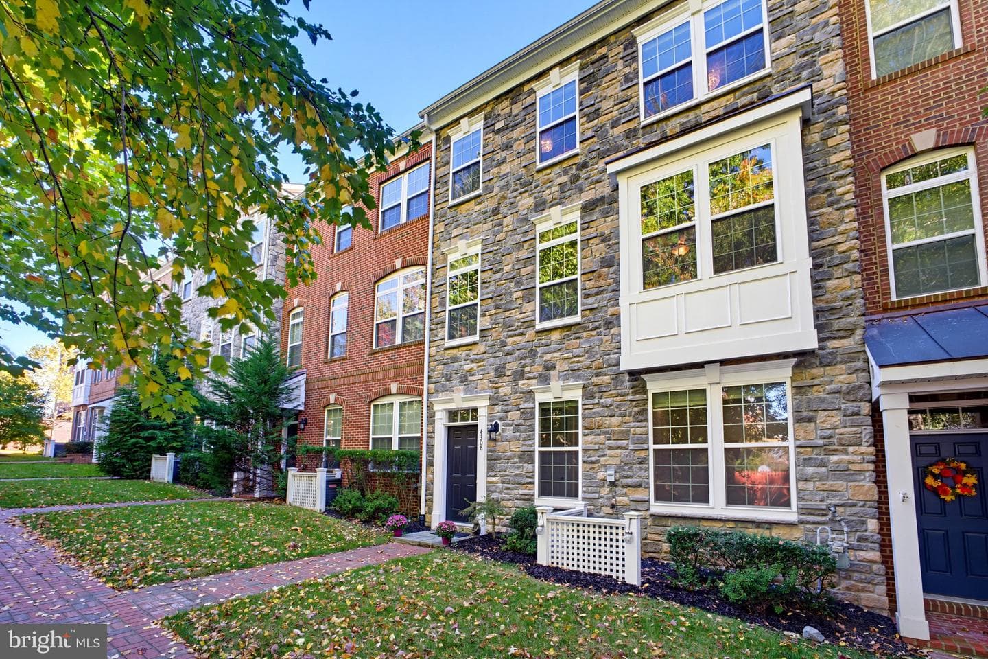 4308 Edosomwan Ln, Fairfax, VA 22030-8156, United States