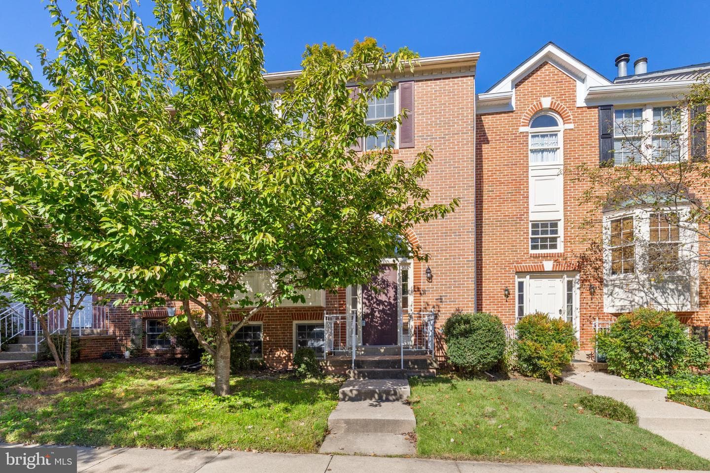 12143 Abbey Glen Ct, Woodbridge, VA 22192-5135, United States