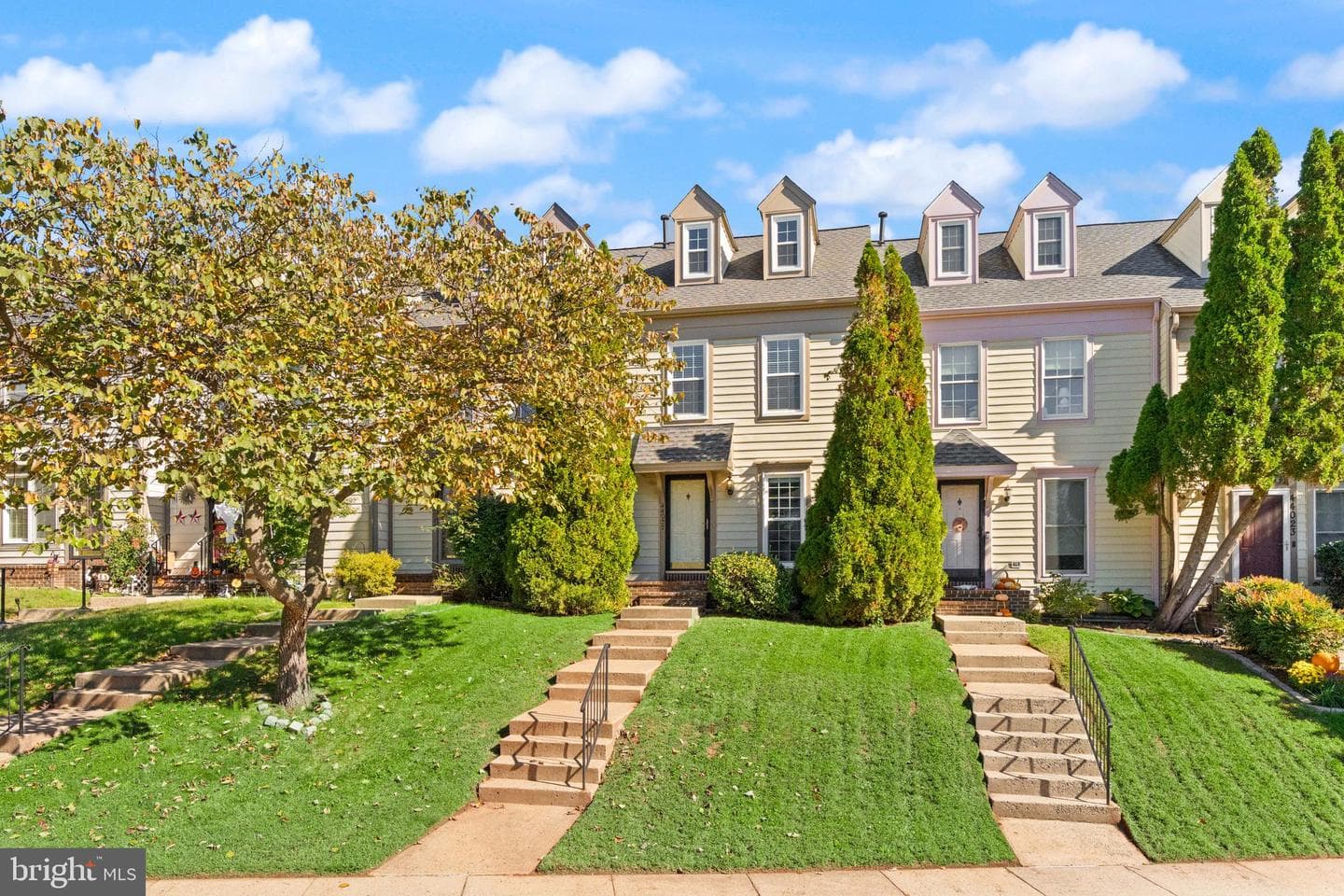 44027 Laceyville Ter, Ashburn, VA 20147-4846, United States