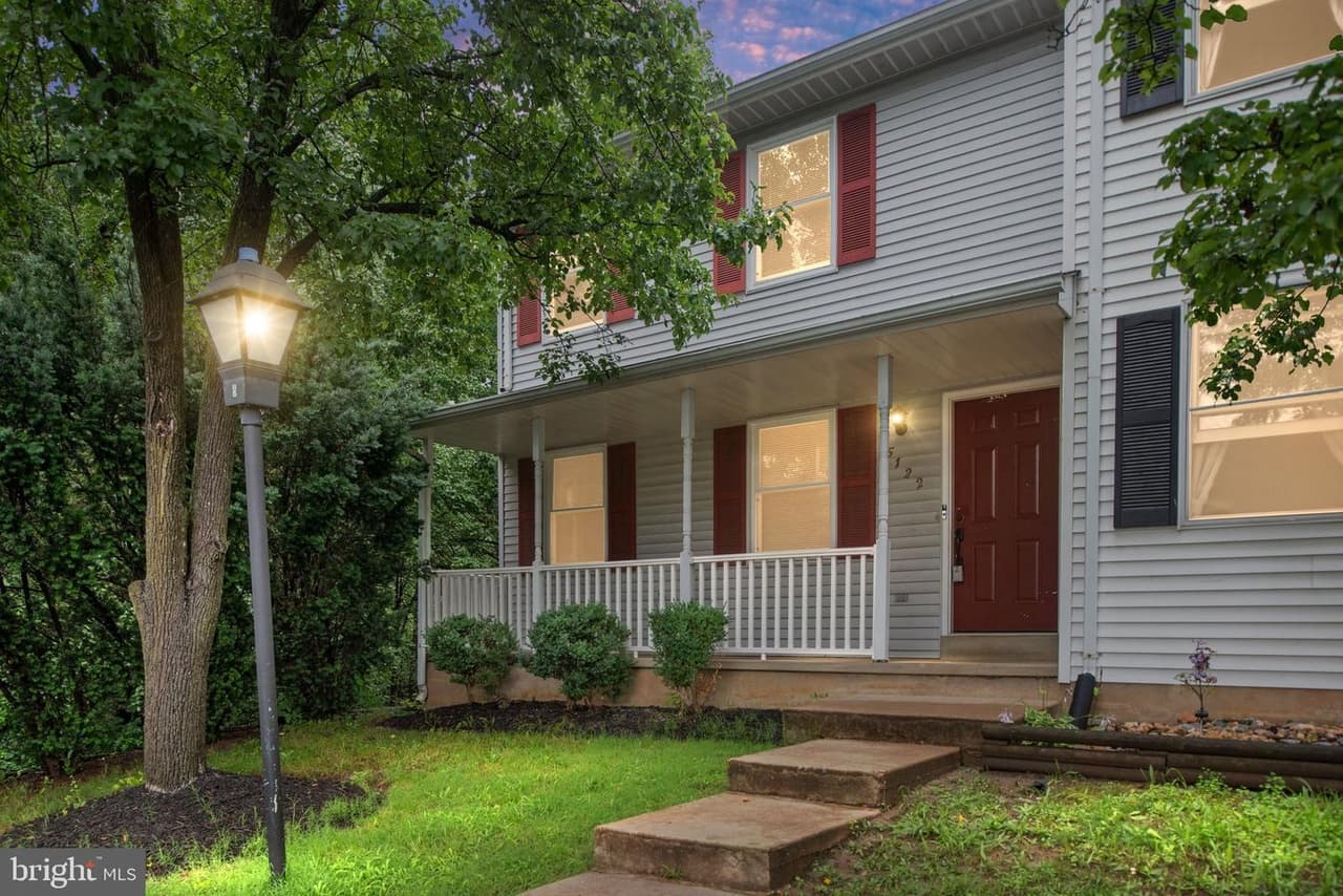 5122 Redbud - Photo 1