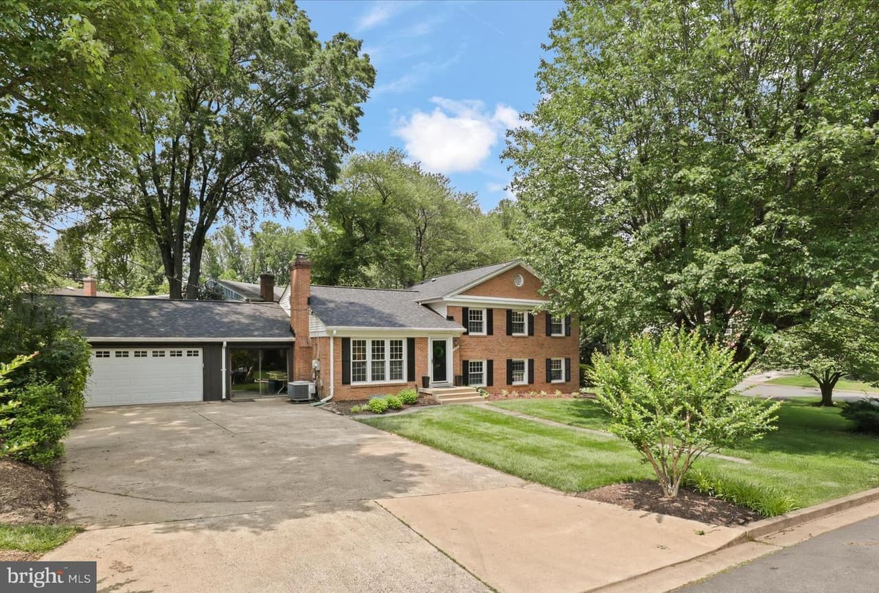 7400 Lanham - Photo 1