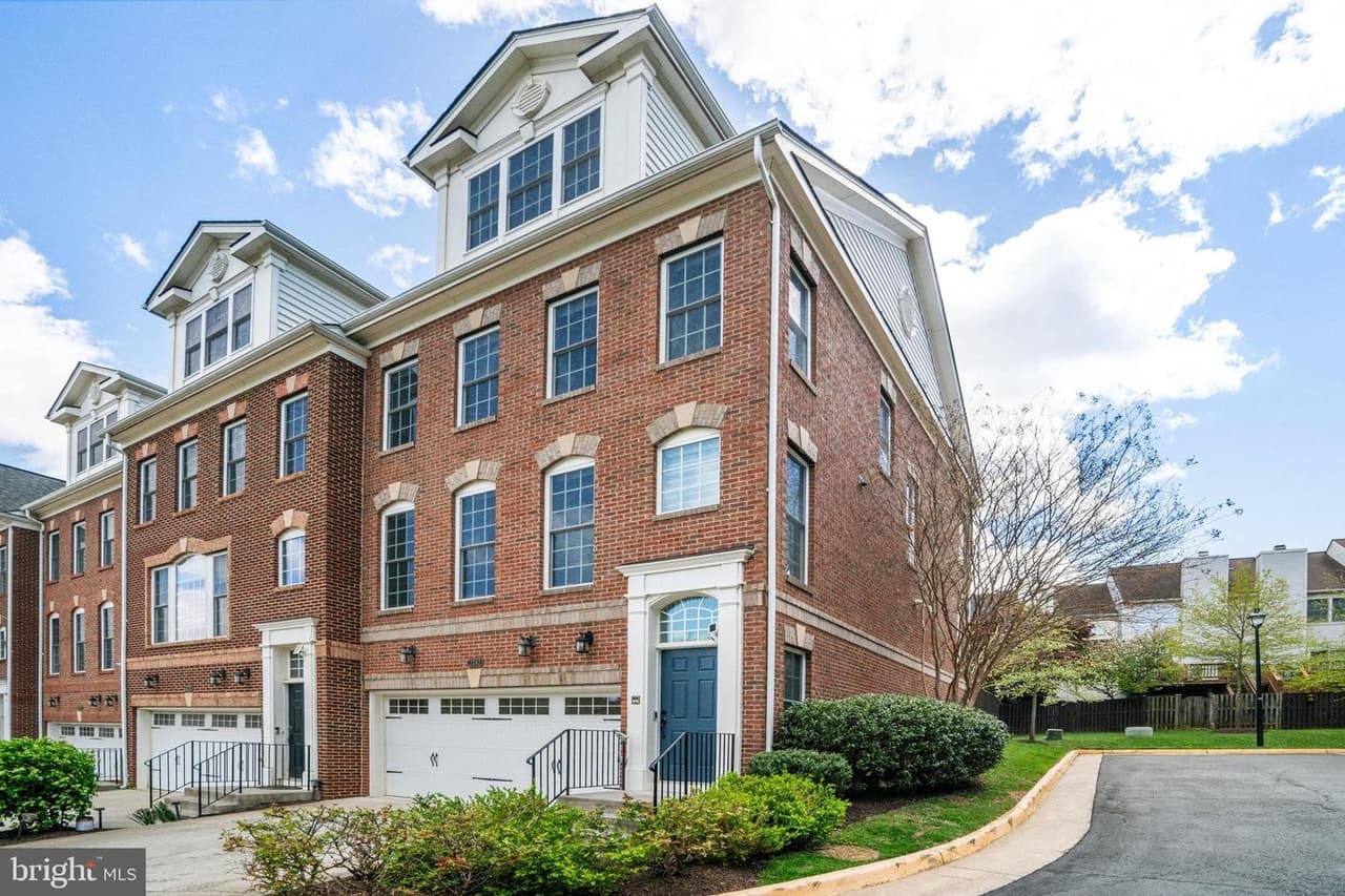 2082 Hutchison Grove - Photo 1