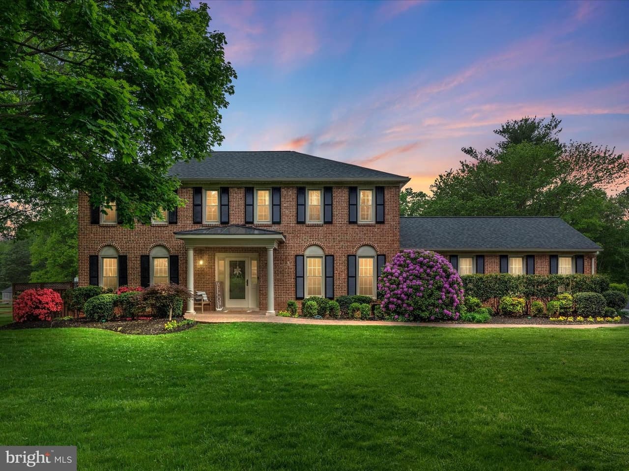 4002 Latham - Photo 1