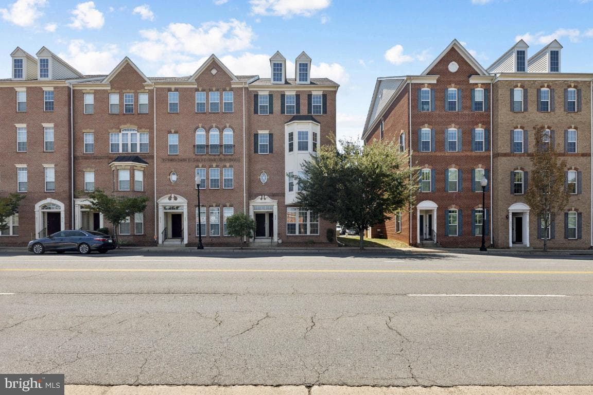 9523 Center - Photo 1