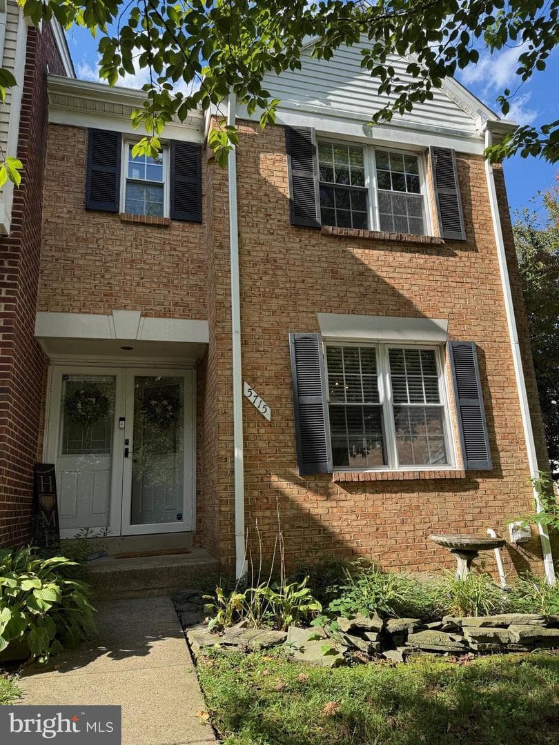 5715 Lawsons Hill - Photo 1