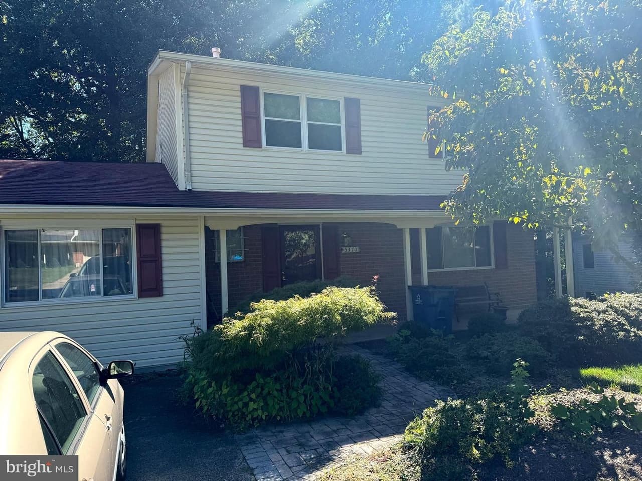 5370 Gainsborough - Photo 1