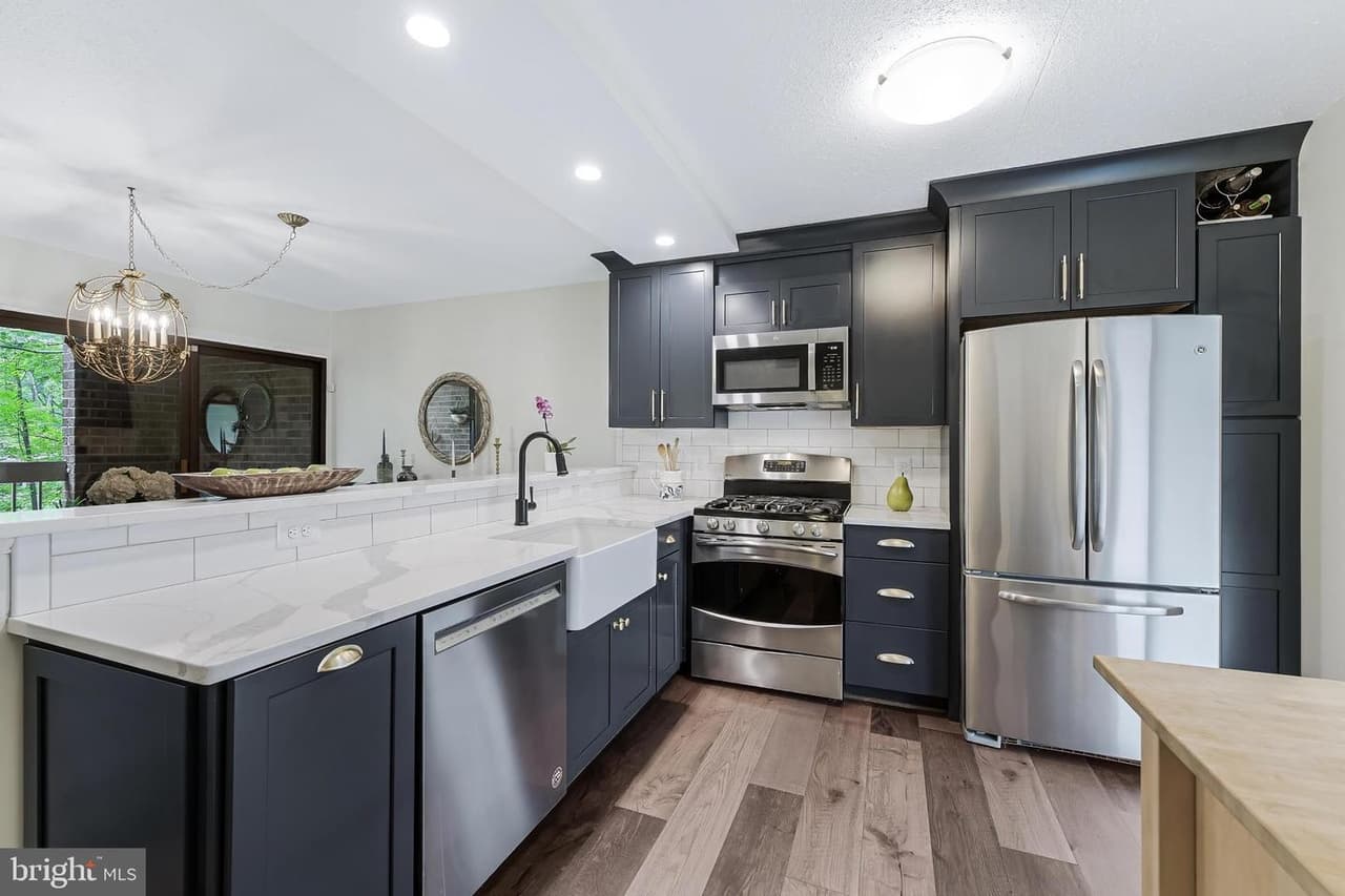 1568 Moorings Unit#11B - Photo 1