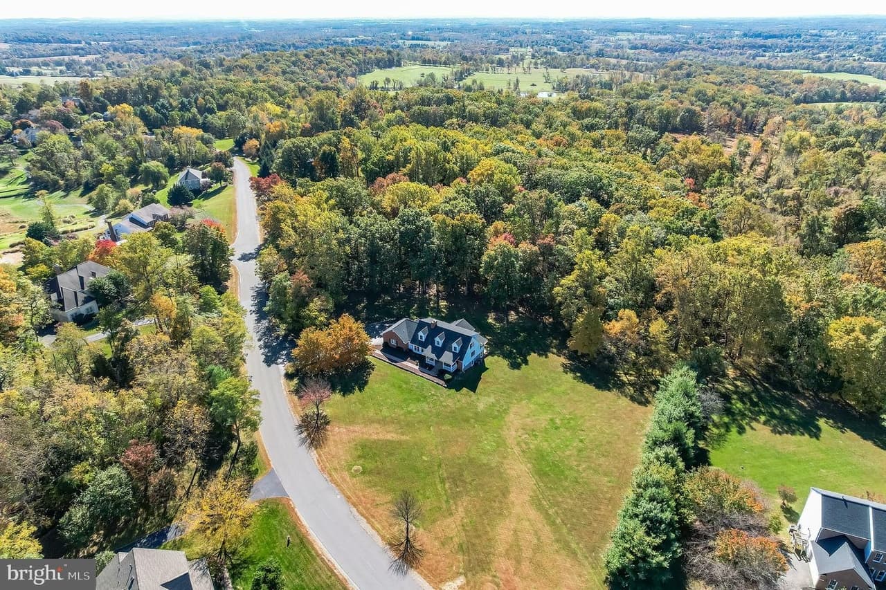 18180 Turnberry - Photo 1